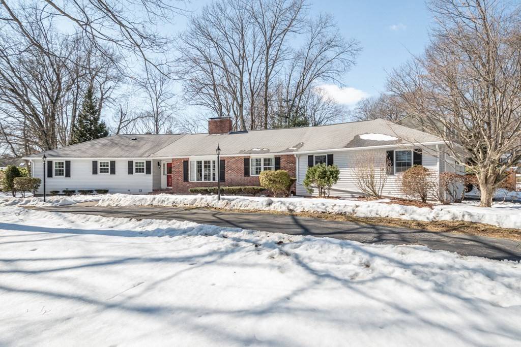 Shrewsbury, MA 01545,3 Saxon Lane