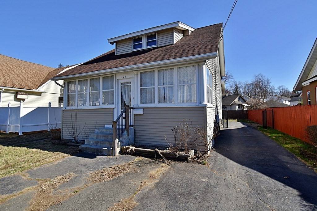 Westfield, MA 01085,24 Russell Rd