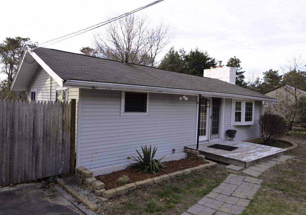 Plymouth, MA 02360,6 Jocelyn Ave