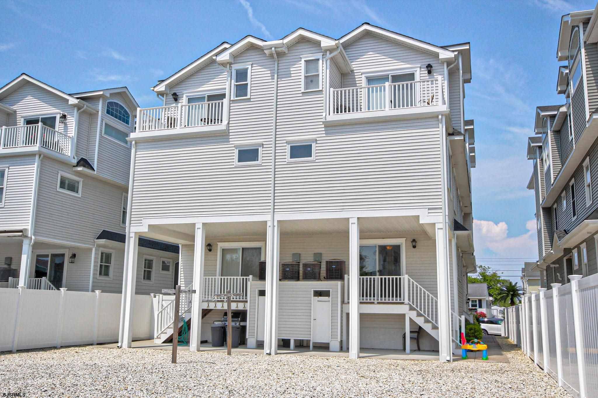 Sea Isle City, NJ 08243,222 55