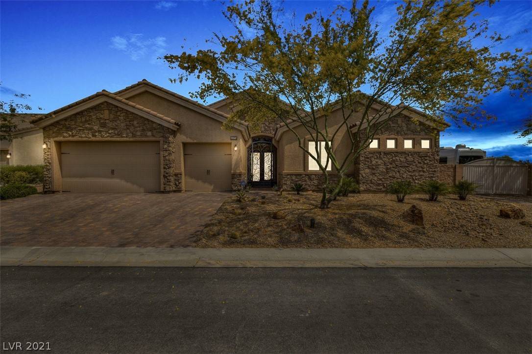 Las Vegas, NV 89149,9160 Cimarron River Court