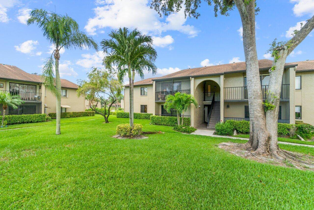 Greenacres, FL 33415,535 Shady Pine WAY C2