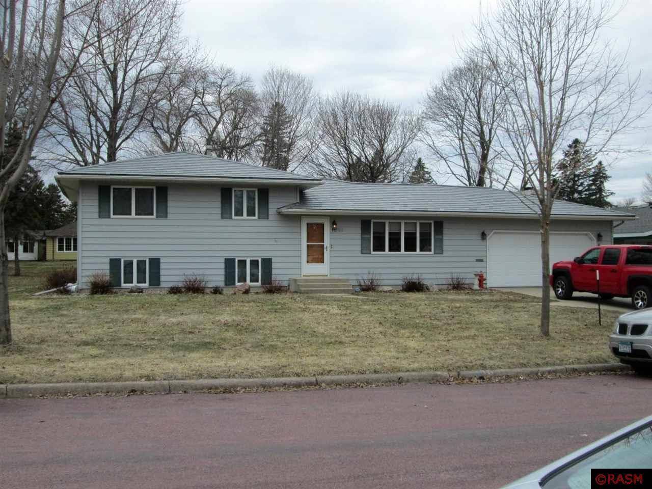 St. James, MN 56081,1016 S 5th Street
