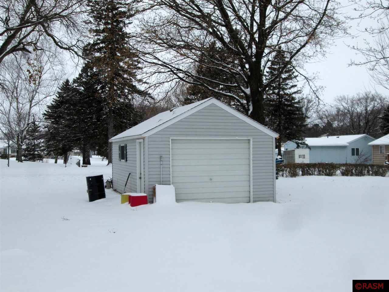 St. James, MN 56081,1016 S 5th Street