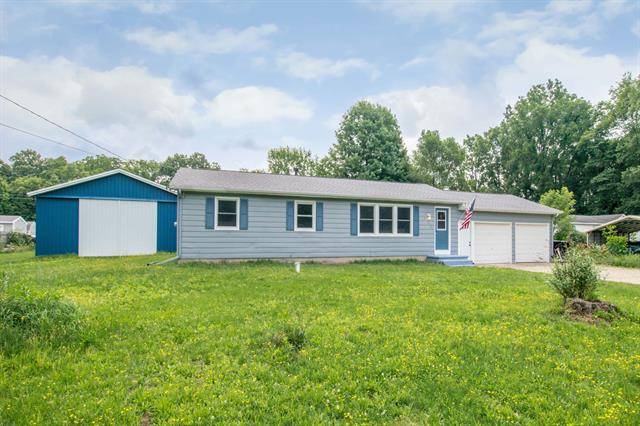 Plainwell, MI 49080,923 Gainder Road