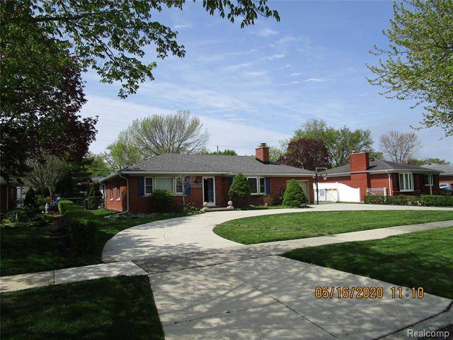 St. Clair Shores, MI 48081,22224 LAKELAND ST