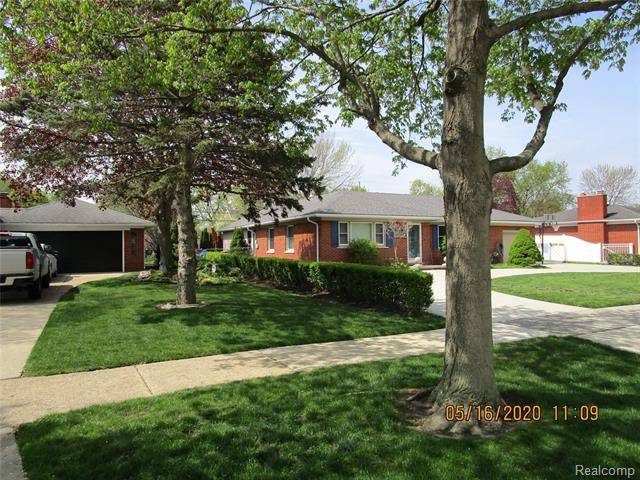 St. Clair Shores, MI 48081,22224 LAKELAND ST