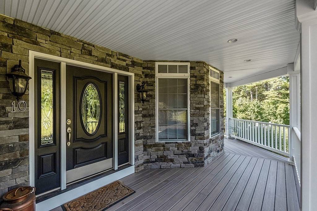 Hudson, NH 03051,10 Woodland Dr