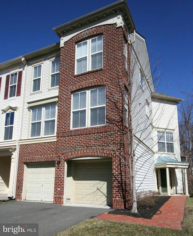 Broadlands, VA 20148,43096 HUNTERS GREEN SQ