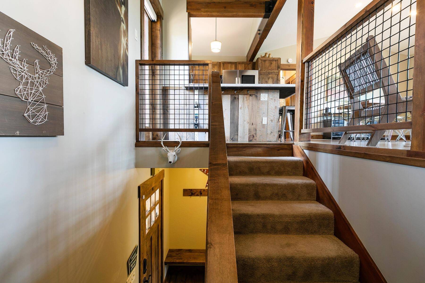Truckee, CA 96161-1234,12316 Snowpeak Way