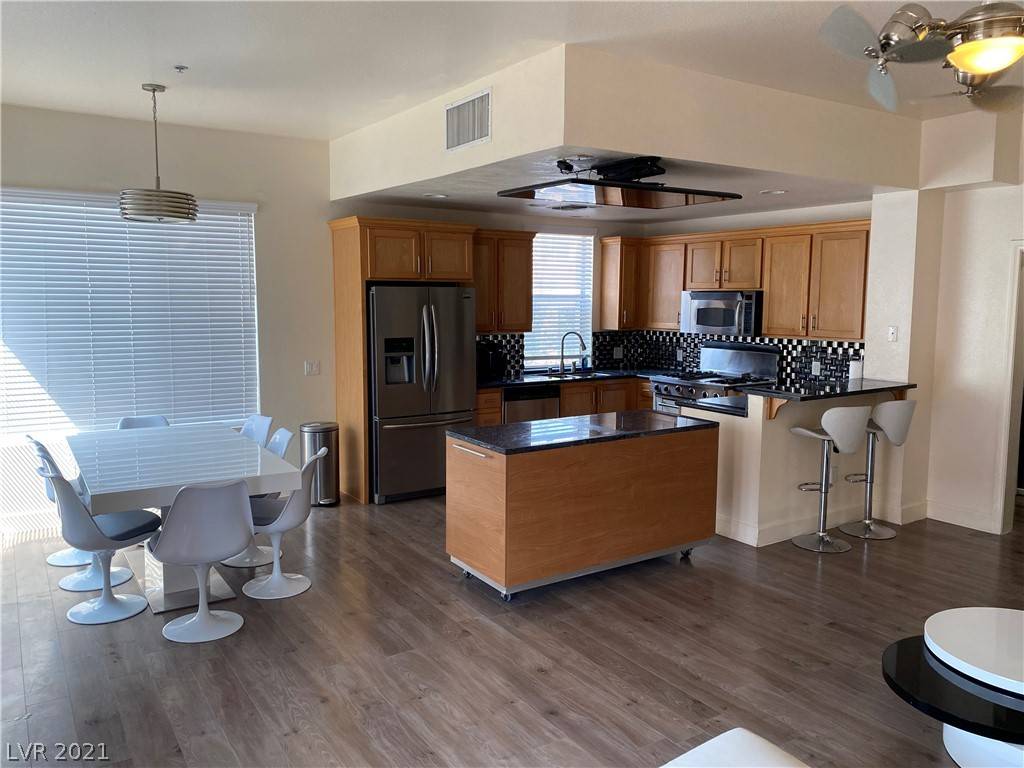 Las Vegas, NV 89123,67 E Agate Avenue #308