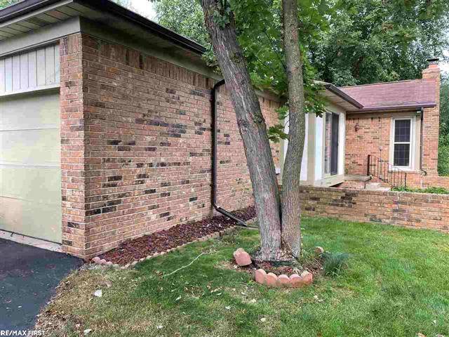 Shelby Twp, MI 48315,49587 LAUREL HEIGHTS