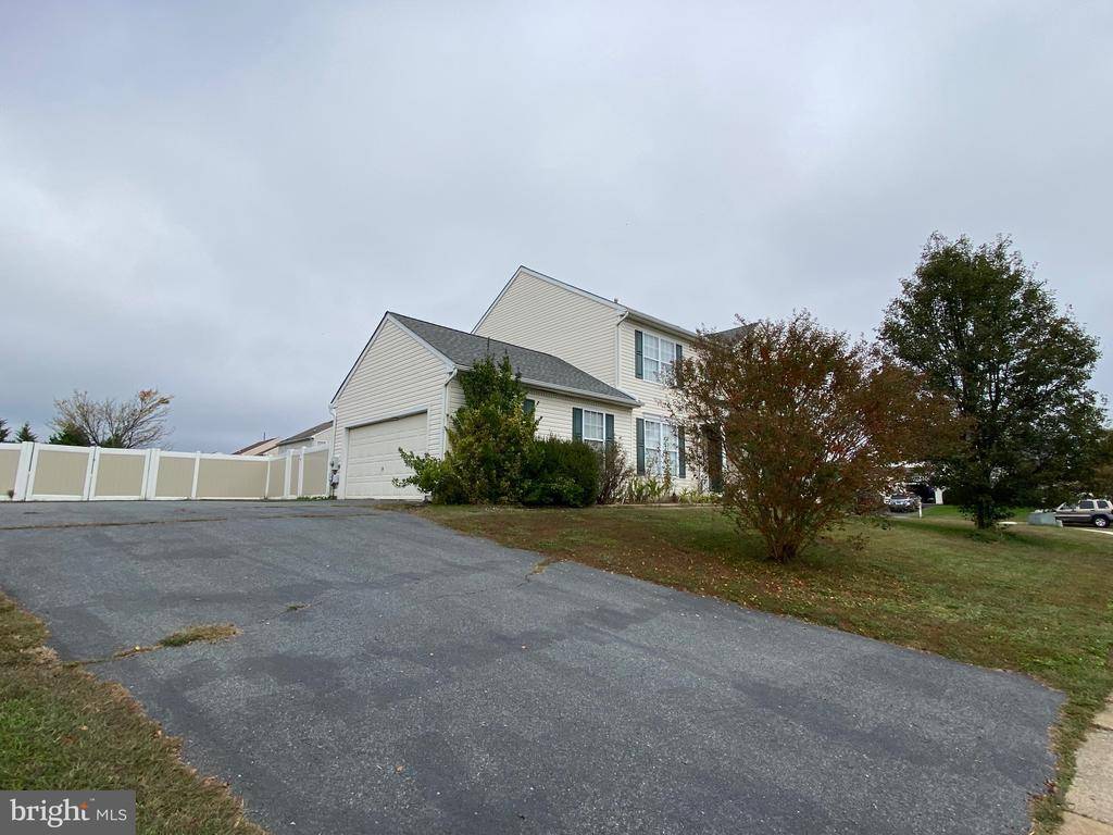 Middletown, DE 19709,226 HORSESHOE DR