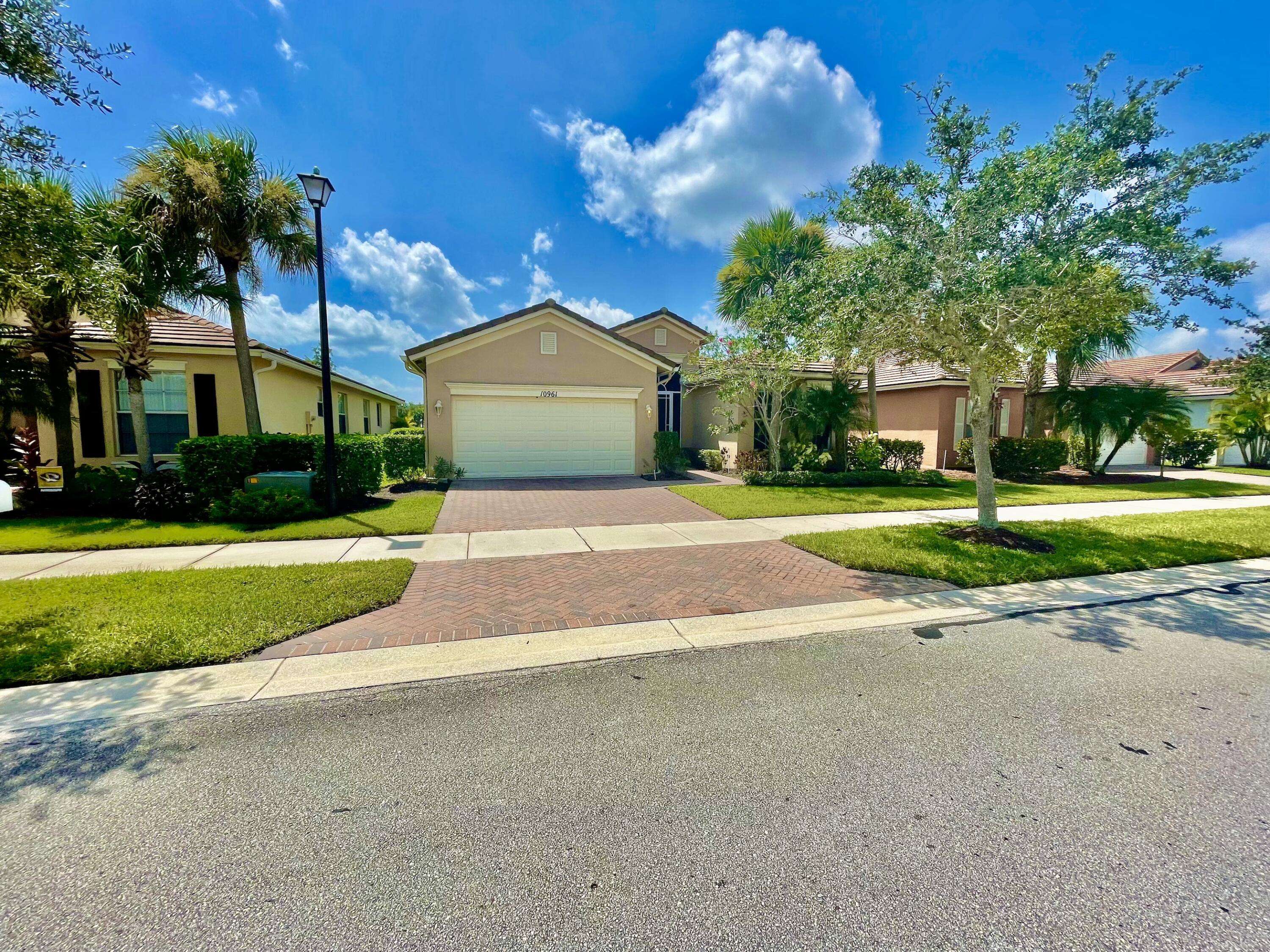 Port Saint Lucie, FL 34987,10961 SW Dunhill CT